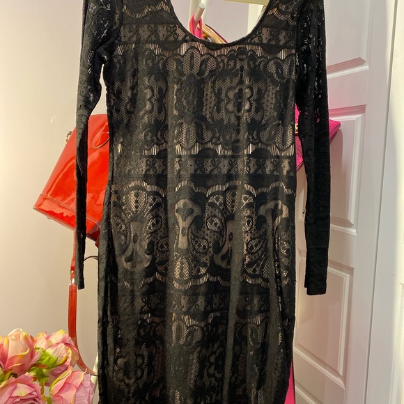 Night dress - Picture 2 of 3